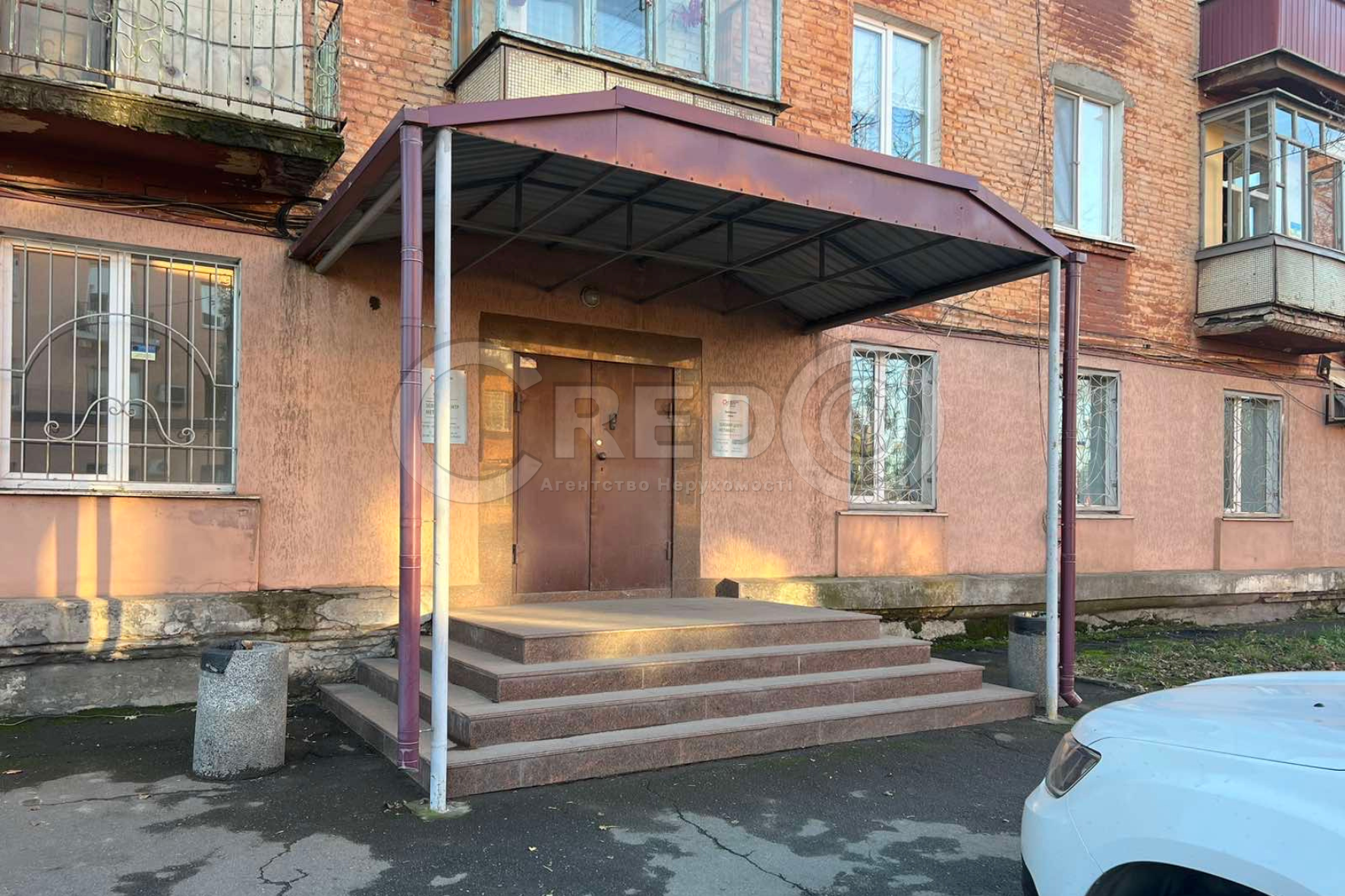 Оренда офісу 176.6 м², Дніпровське шосе