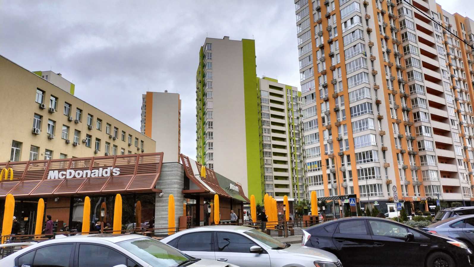 Продаж 1-кімнатної квартири 34 м², Перемоги просп., 67Г