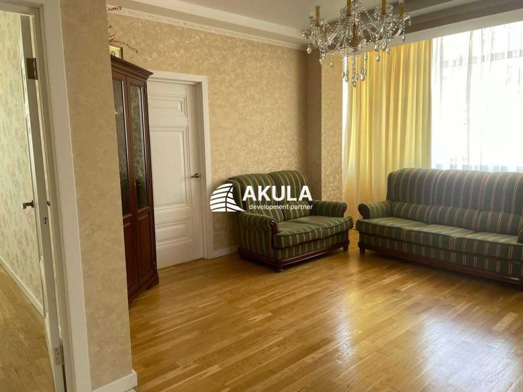 Продажа 3-комнатной квартиры 71 м², Карпа Валовня