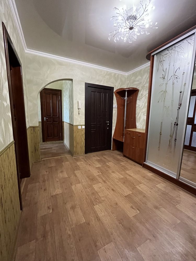 Продаж 3-кімнатної квартири 69 м²