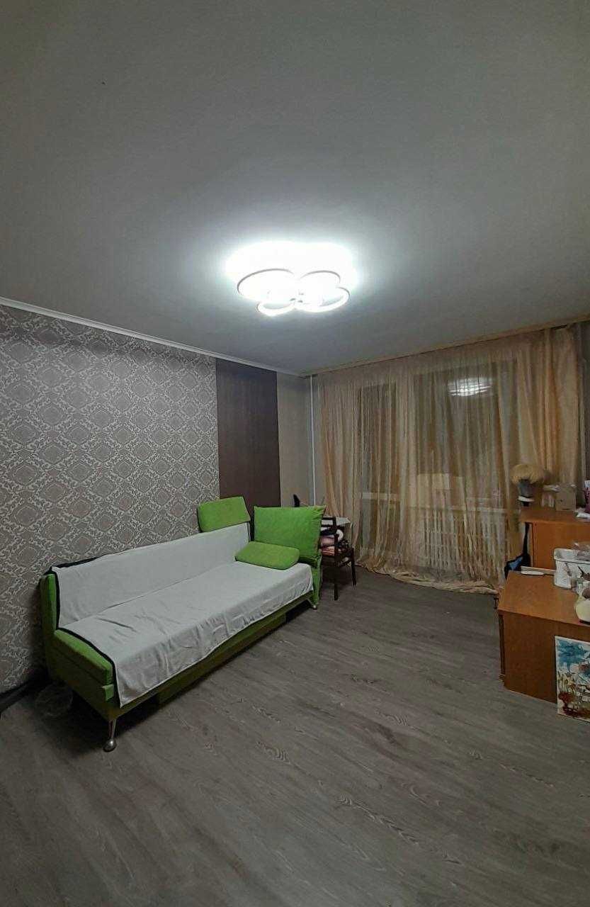 Продаж 2-кімнатної квартири 54 м²