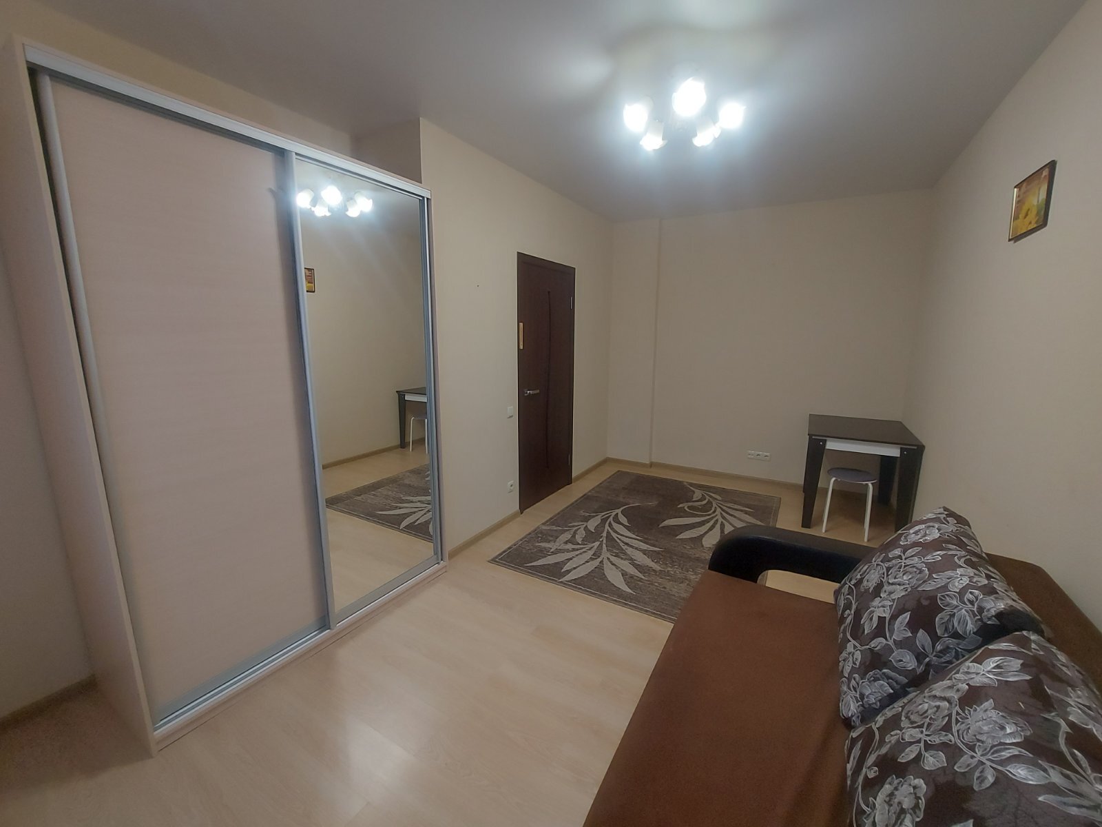 Оренда 1-кімнатної квартири 40 м², Массив Радужный вул., 24