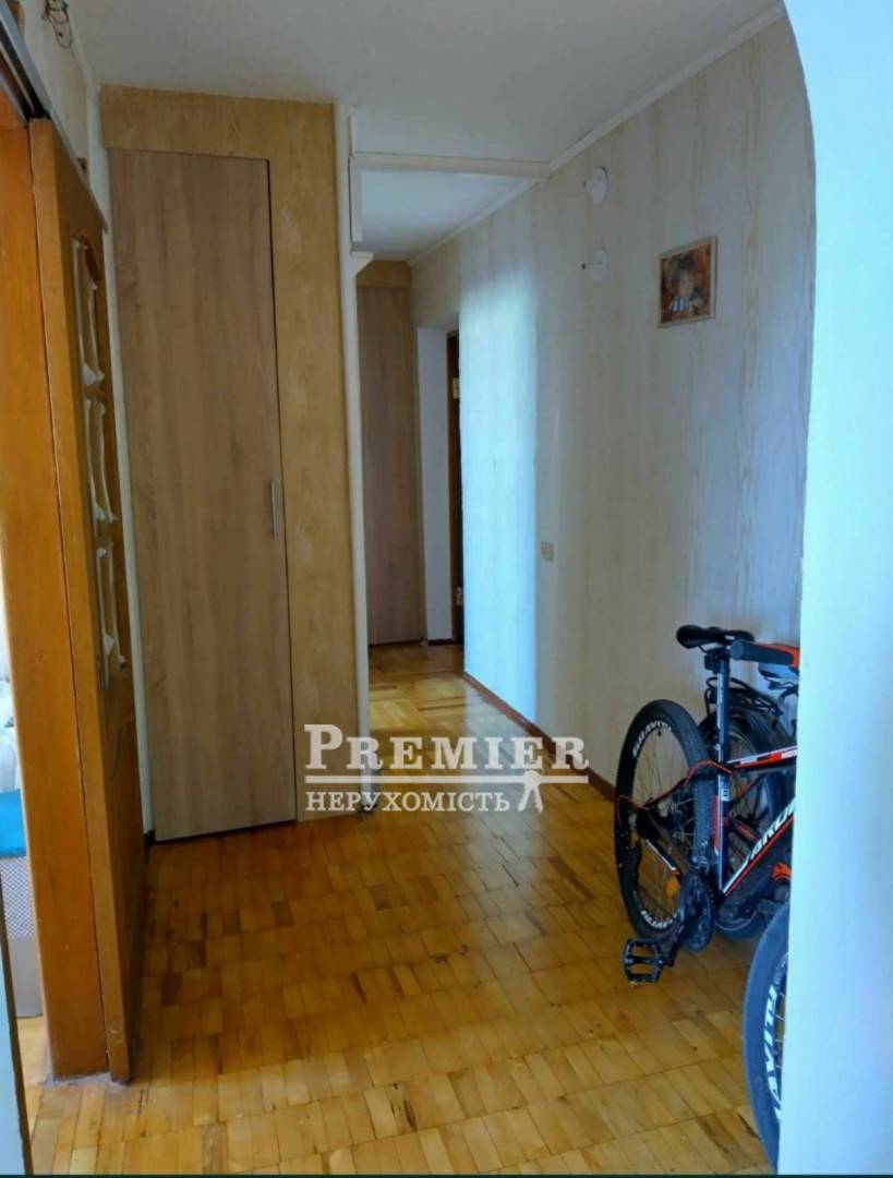 Продаж 4-кімнатної квартири 78 м², Марсельская вул.