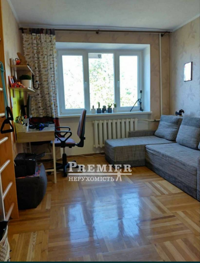 Продаж 4-кімнатної квартири 78 м², Марсельская вул.