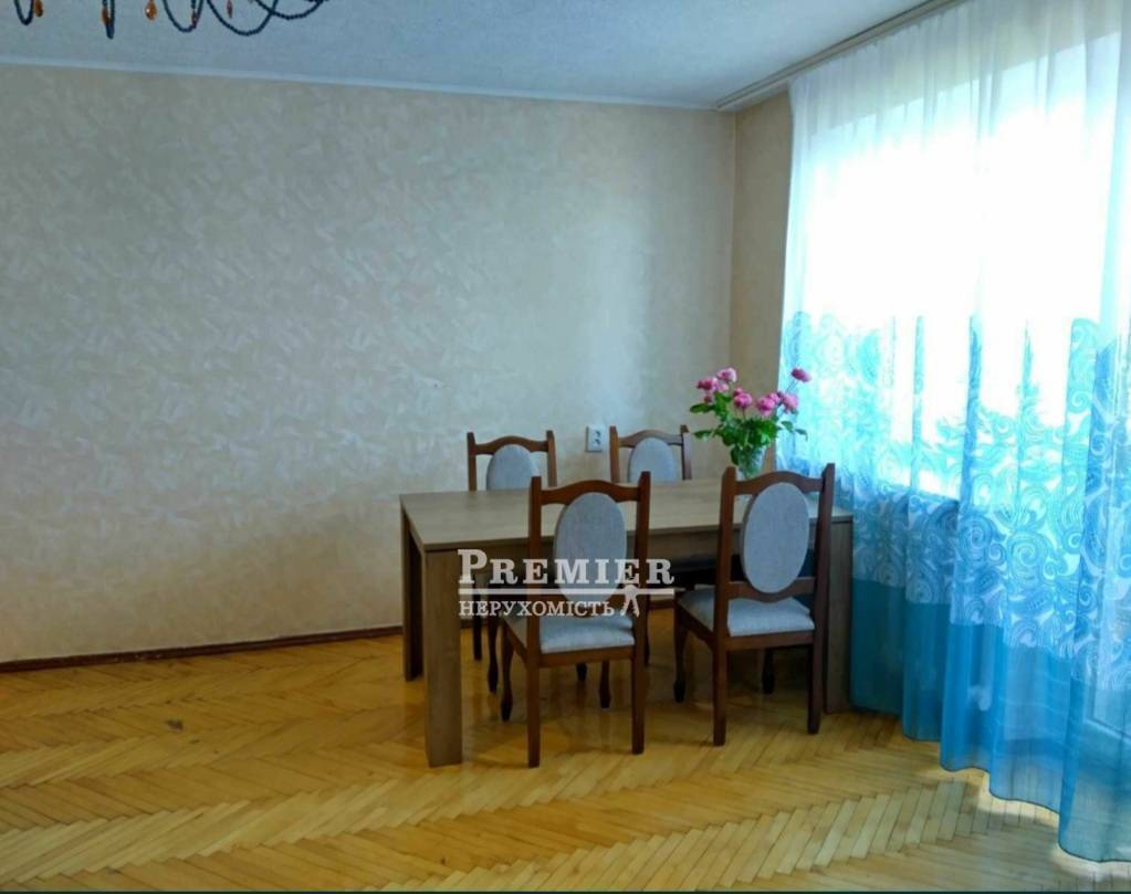 Продаж 4-кімнатної квартири 78 м², Марсельская вул.