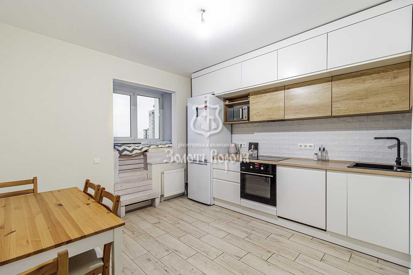 Продаж 2-кімнатної квартири 66 м², Моторний пров., 11а