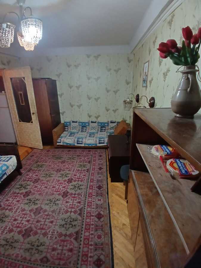 Аренда 3-комнатной квартиры 52 м², Строителей ул., 15