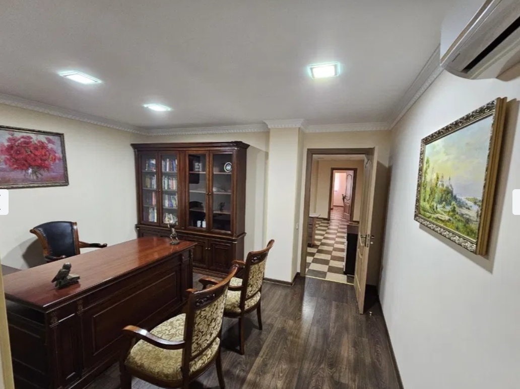 Аренда офиса 128 м², Зоопарковая ул.