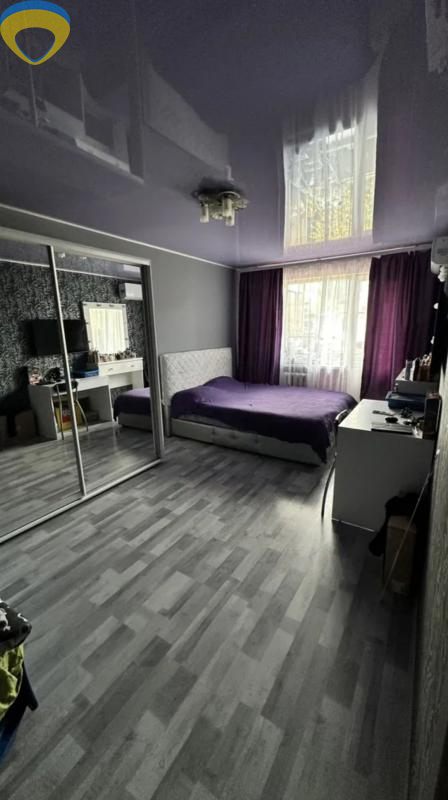 Продаж 2-кімнатної квартири 45 м², Петрова Генерала вул.