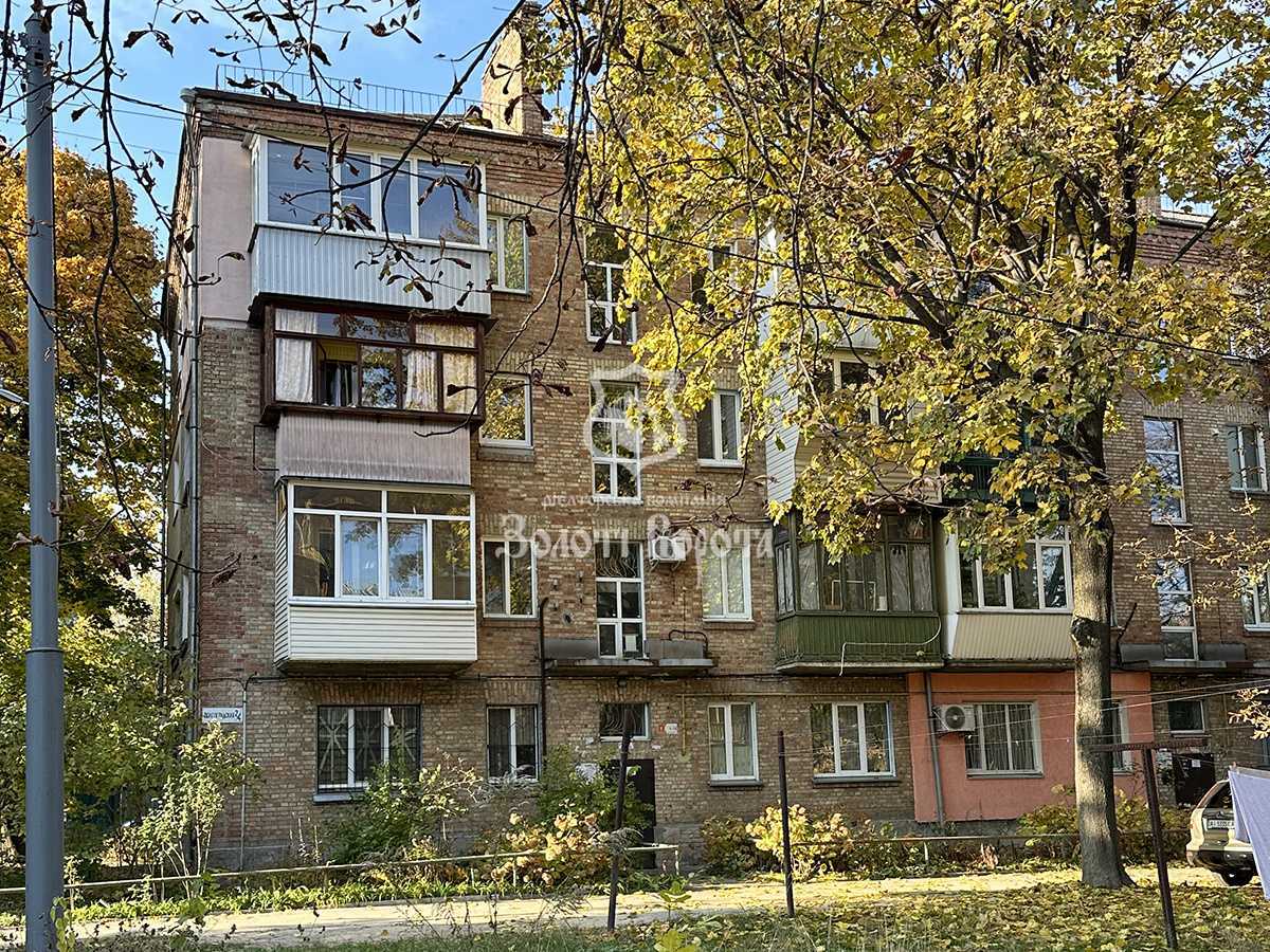 Продаж 2-кімнатної квартири 30.7 м², Волгоградська вул., 2/4