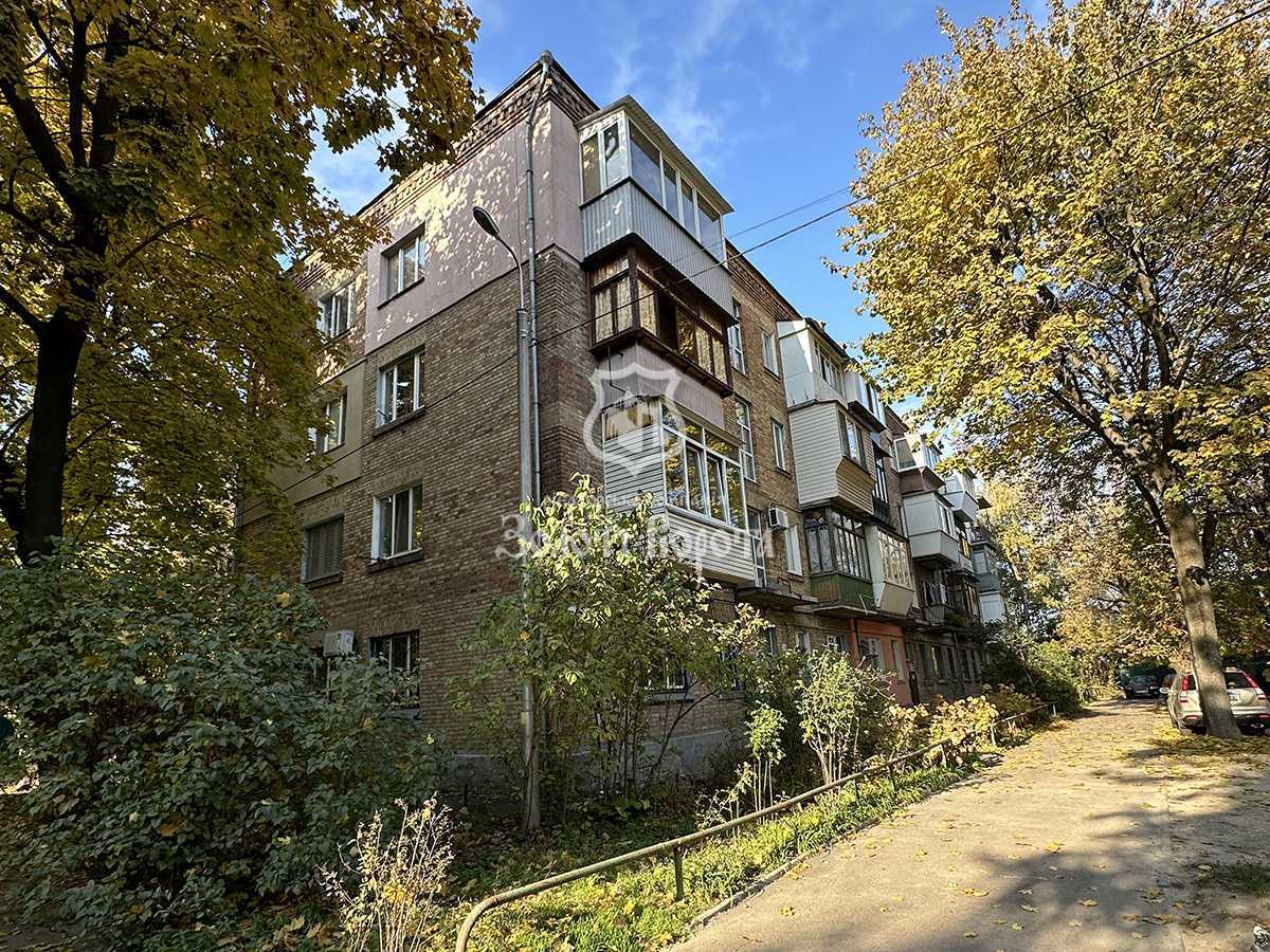 Продаж 2-кімнатної квартири 30.7 м², Волгоградська вул., 2/4