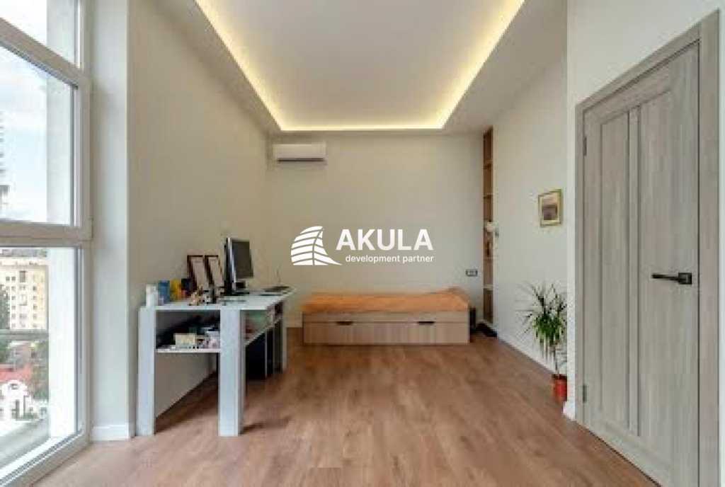 Продажа 3-комнатной квартиры 120 м², Загоровская