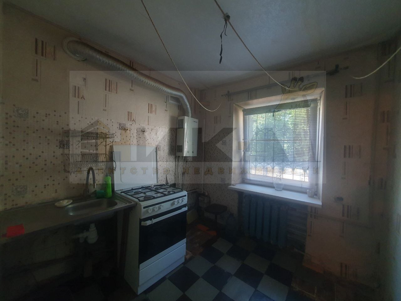 Продажа 2-комнатной квартиры 43 м², Глиссерная ул.