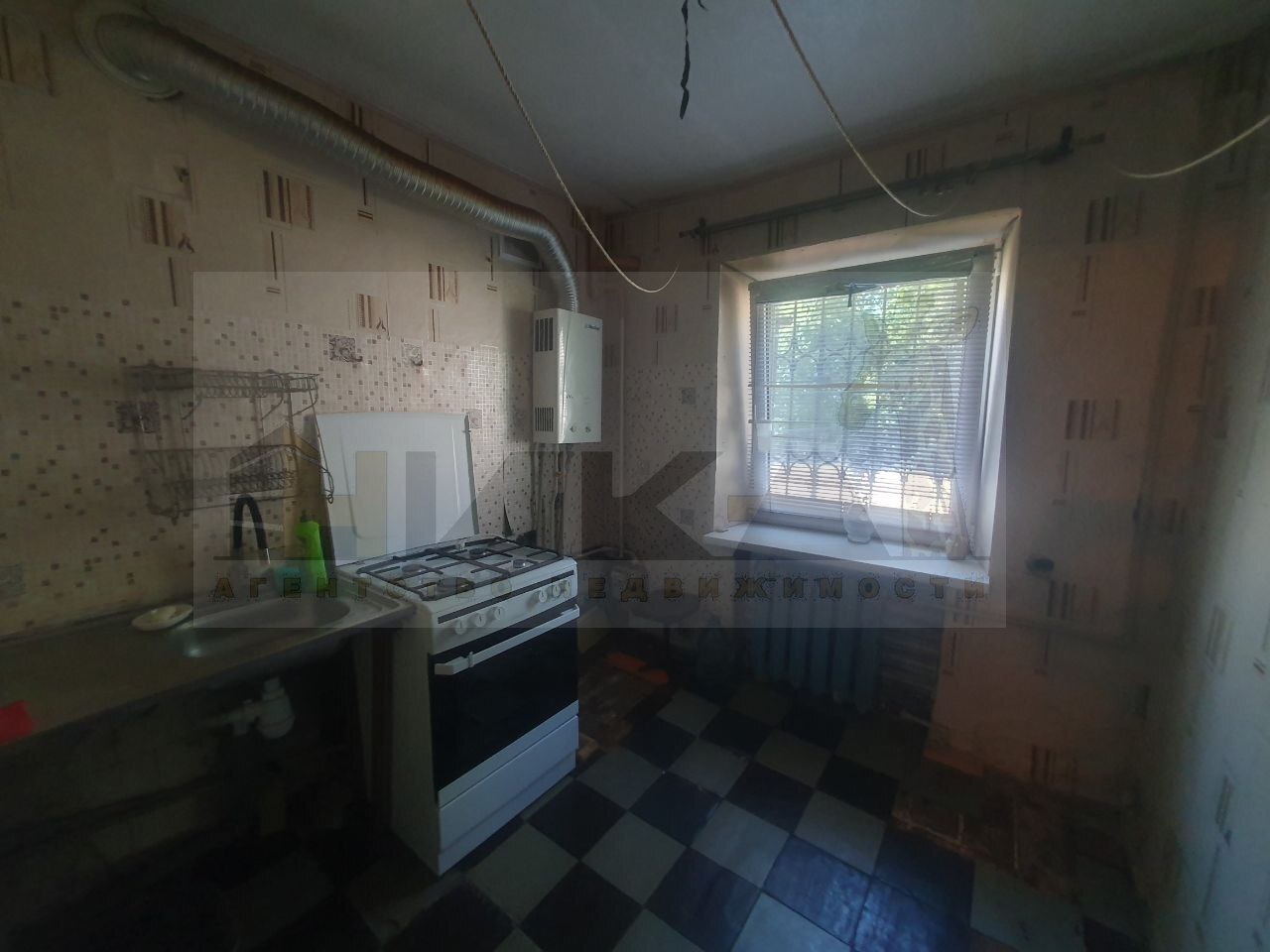 Продажа 2-комнатной квартиры 43 м², Глиссерная ул.