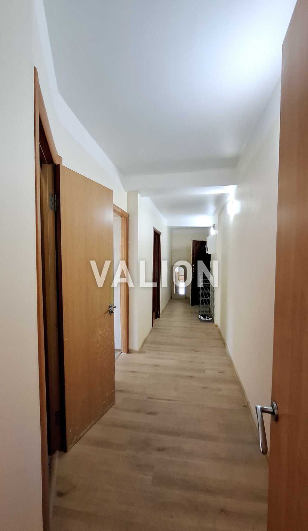 Продаж 3-кімнатної квартири 66 м², Академіка Курчатова вул.