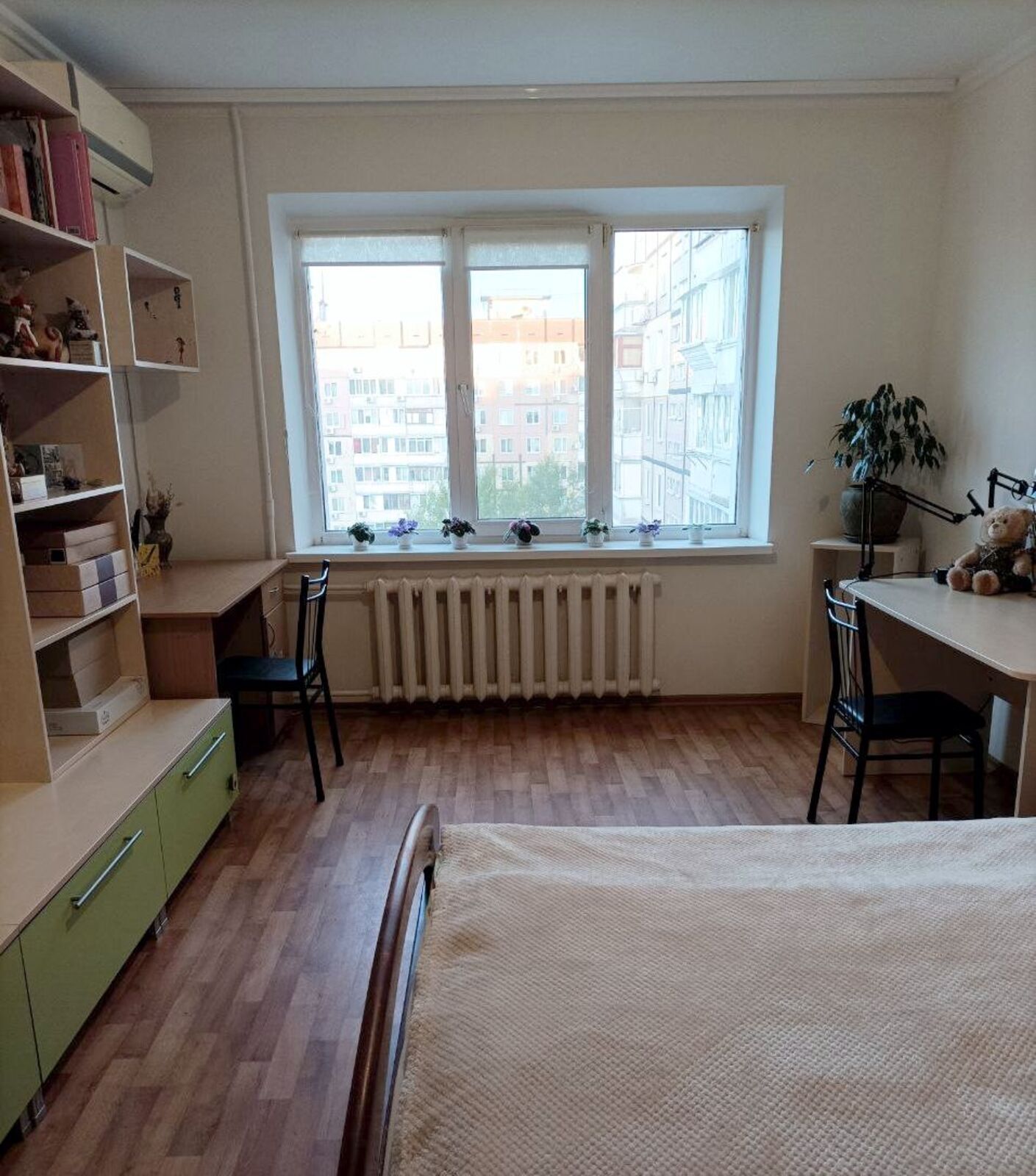 Продаж 3-кімнатної квартири 66 м², Миколая Михновського вул., 21