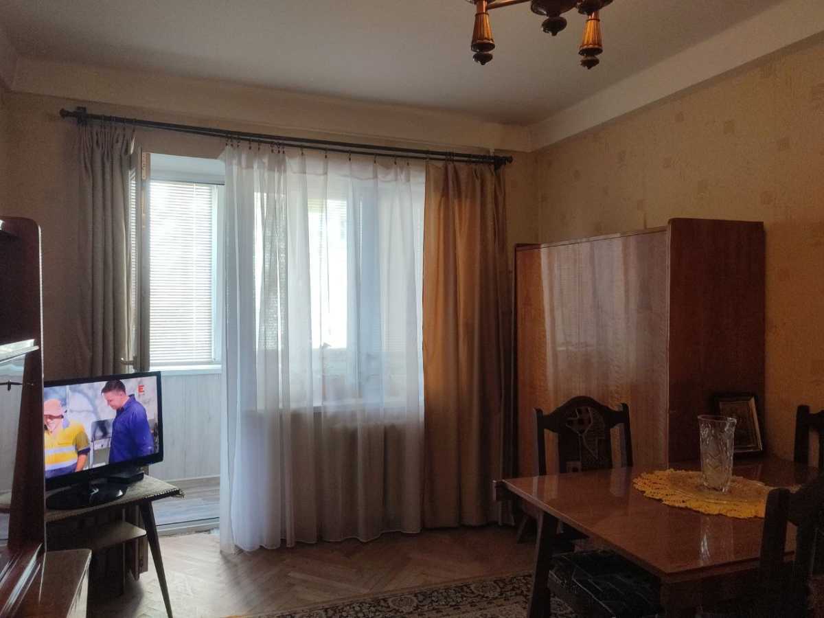 Продаж 3-кімнатної квартири 61 м², Братиславська вул., 10