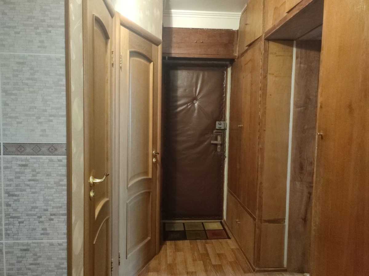 Продаж 3-кімнатної квартири 61 м², Братиславська вул., 10