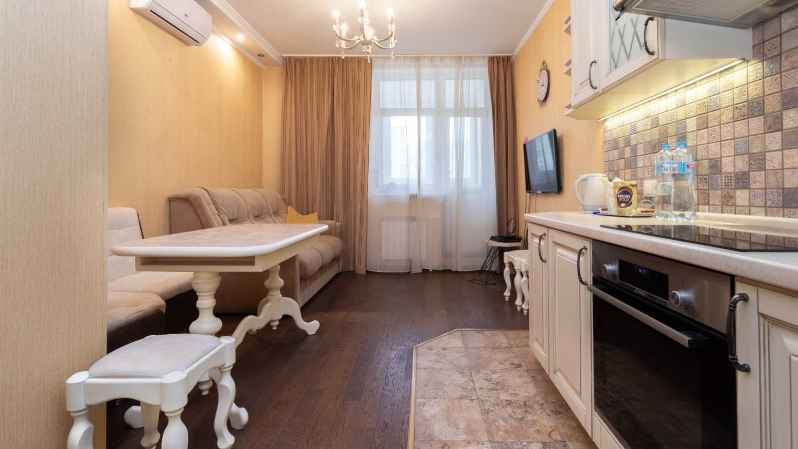 Продаж 2-кімнатної квартири 75 м², Петра Калнишевського вул., 7