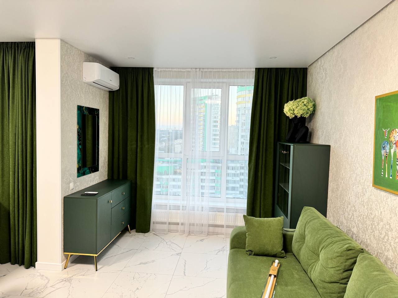 Оренда студії 45 м², Вишгородська вул., 45г