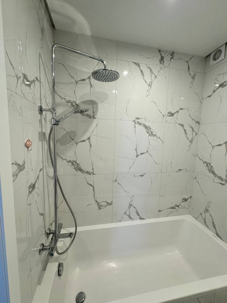 Оренда студії 45 м², Вишгородська вул., 45г