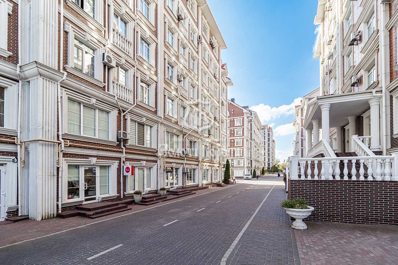 Продаж 1-кімнатної квартири 27 м², Дмитра Луценко вул., 8