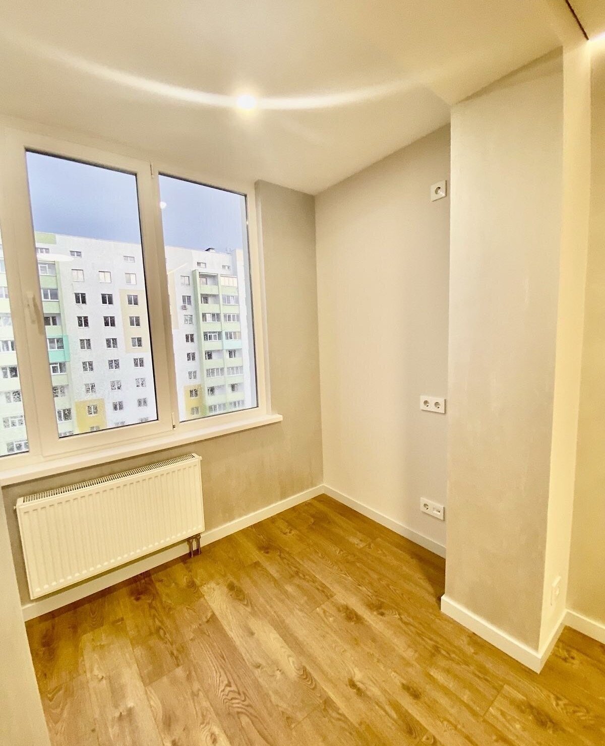 Продажа 2-комнатной квартиры 60 м²