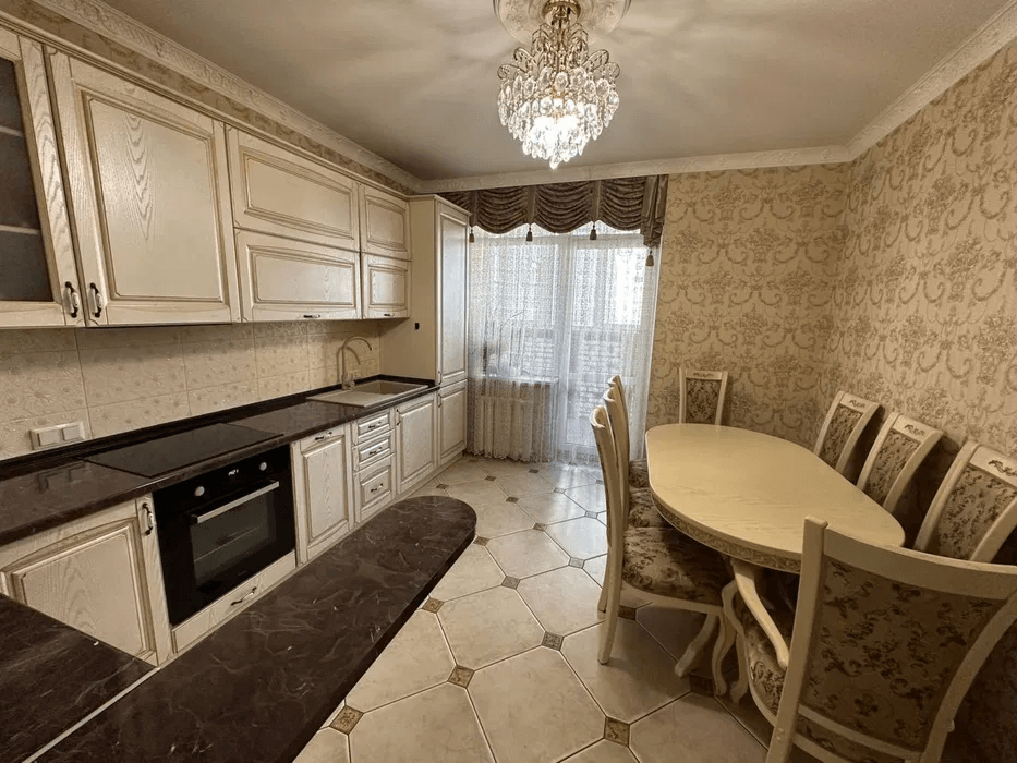 Продаж 1-кімнатної квартири 60.2 м²