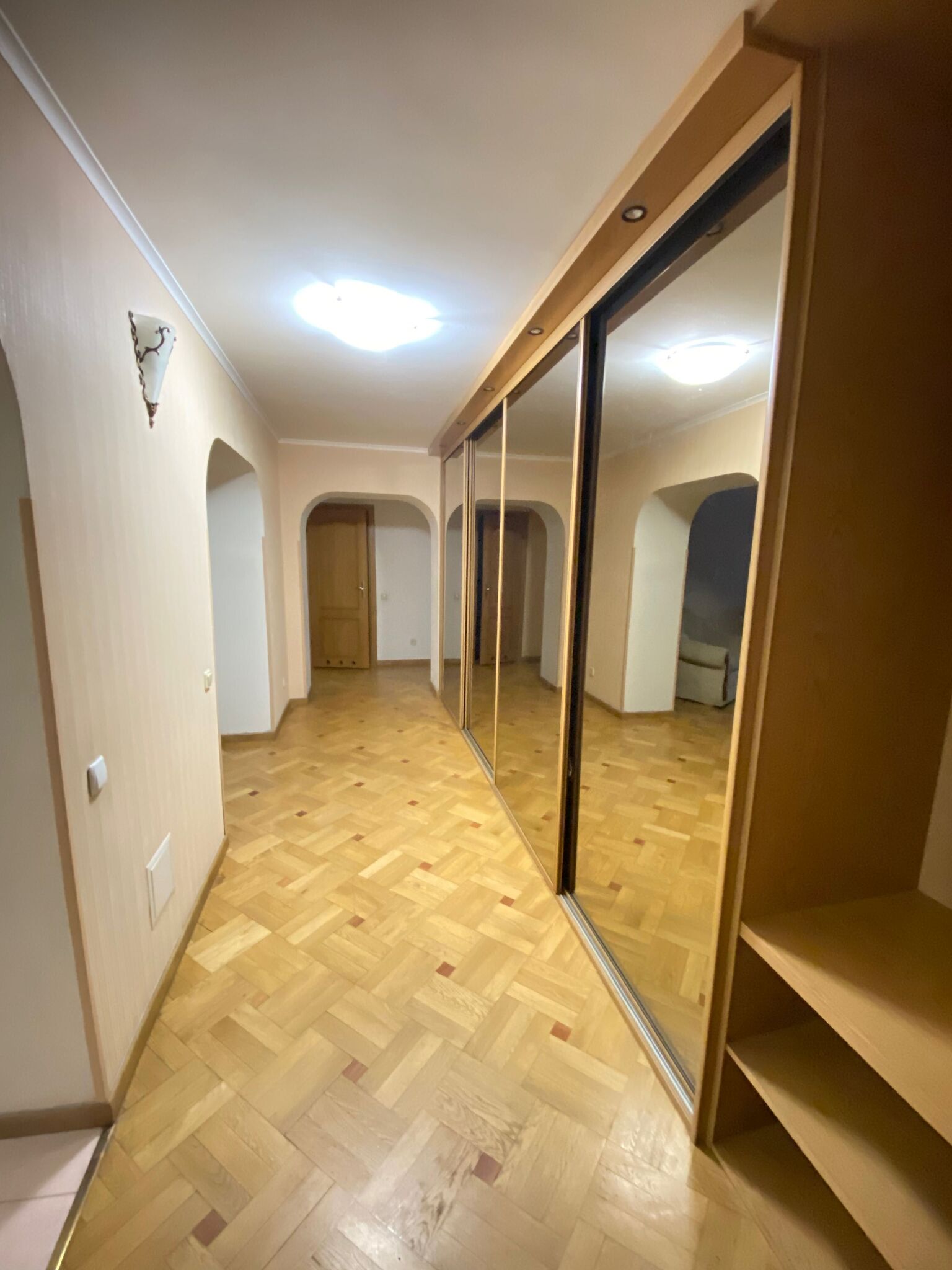 Продаж 3-кімнатної квартири 92 м²