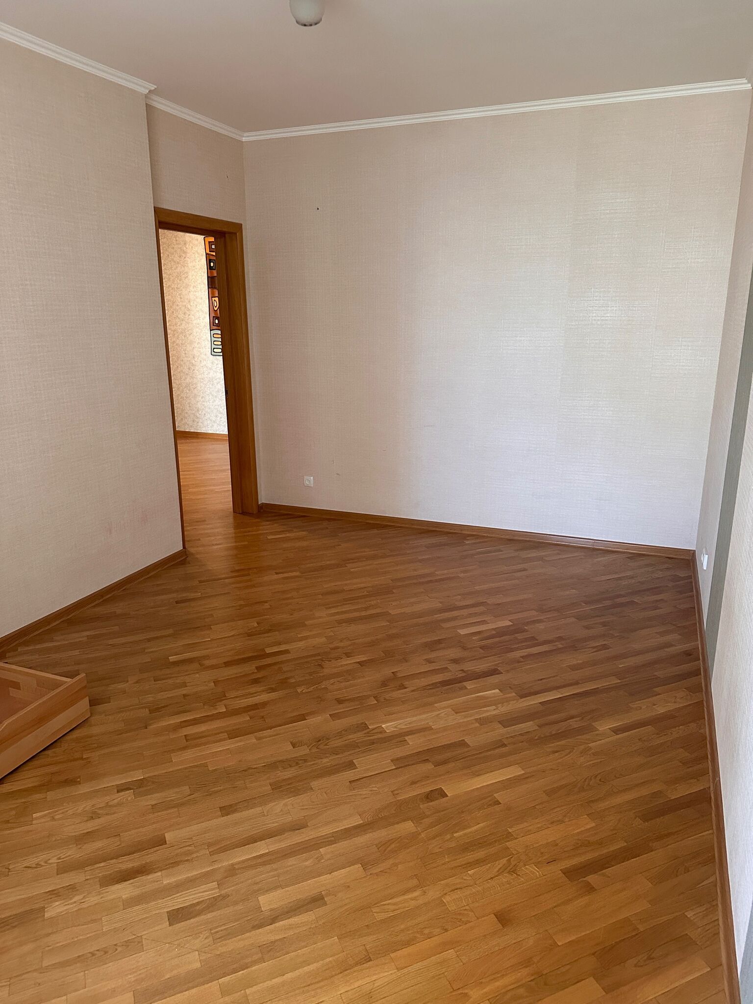 Продаж 3-кімнатної квартири 102 м²