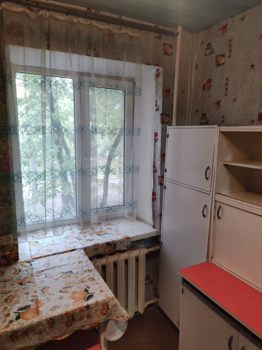 Продаж 2-кімнатної квартири 44 м²