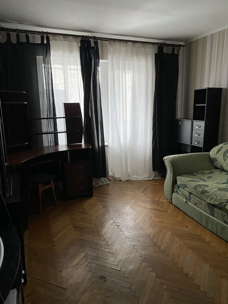 Продаж 1-кімнатної квартири 34 м²