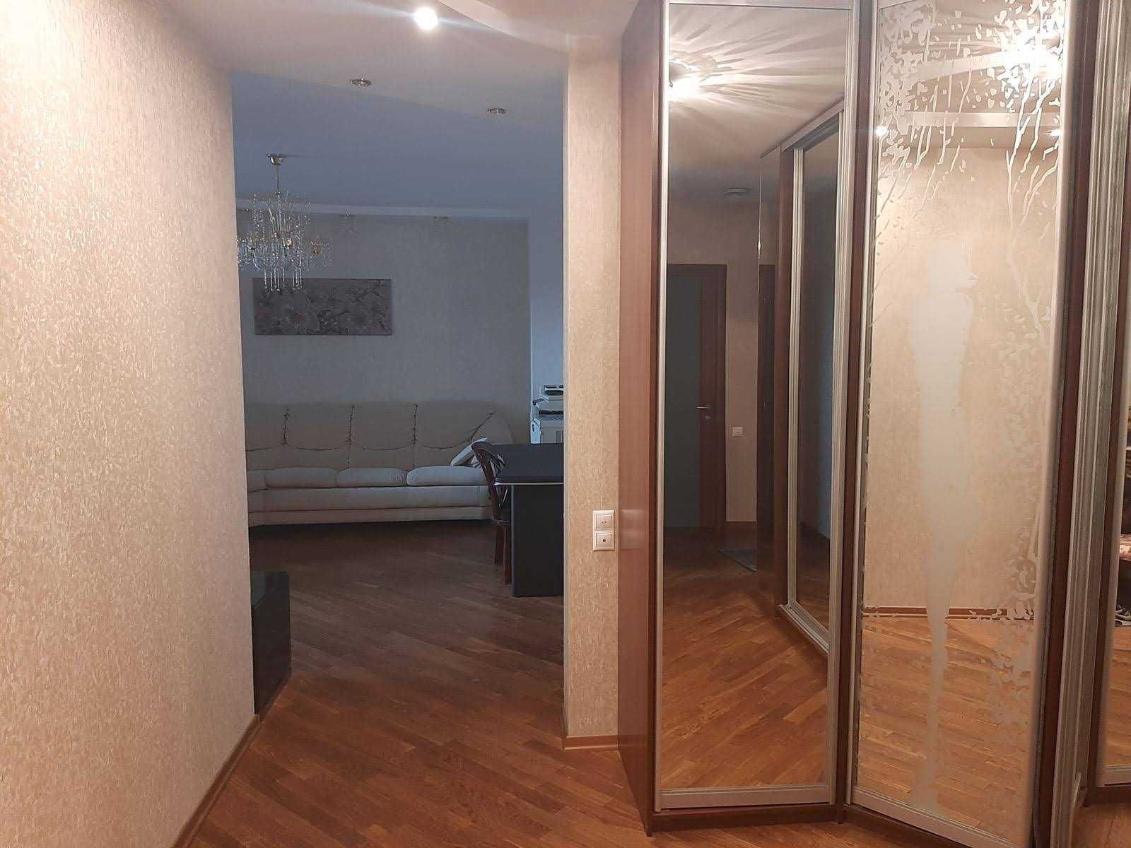 Продаж 3-кімнатної квартири 90 м²