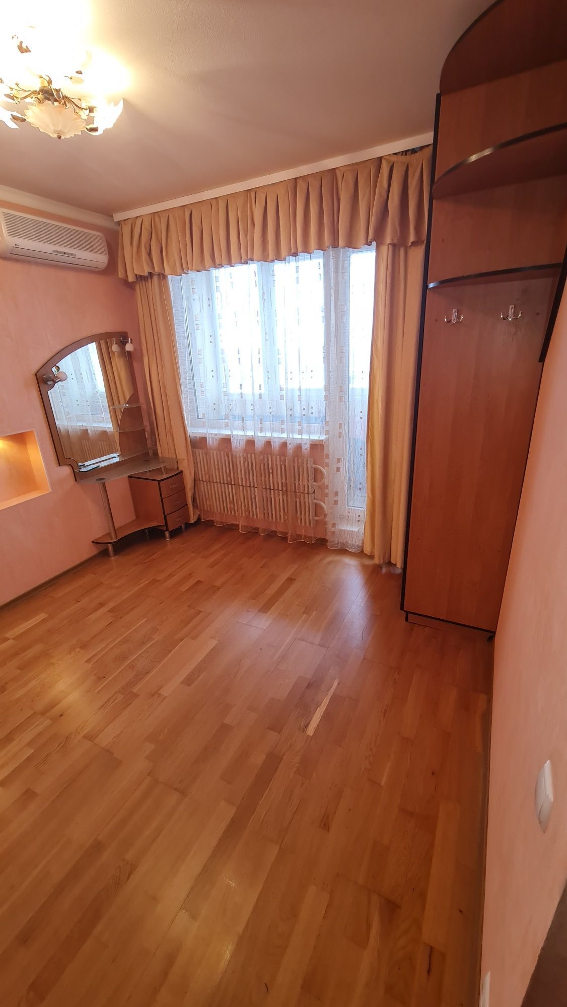 Продажа 3-комнатной квартиры 69 м²