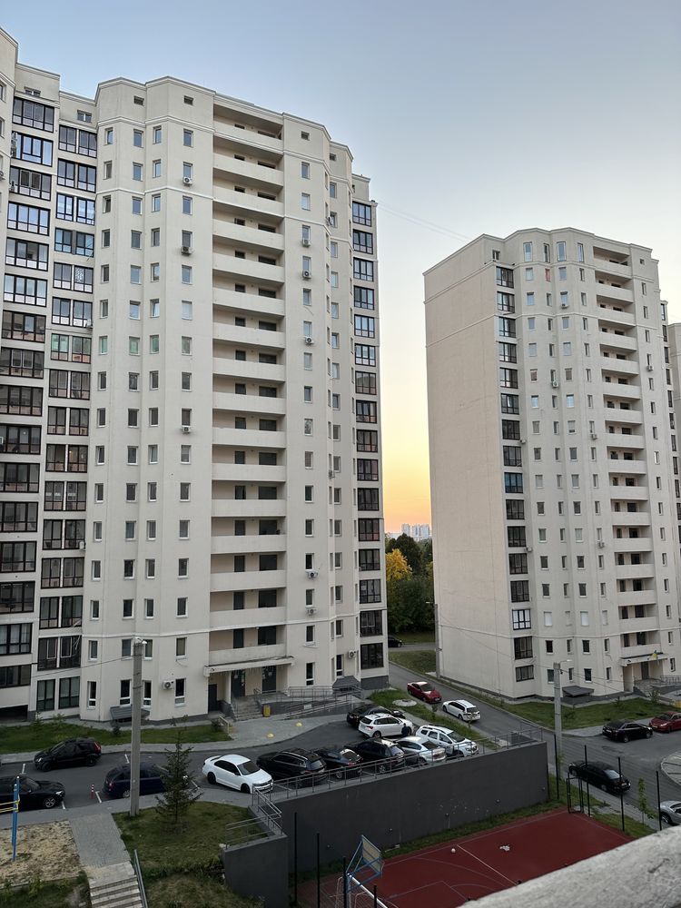 Продаж 2-кімнатної квартири 70 м²