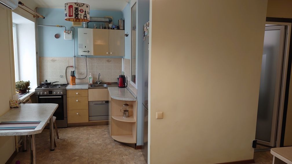 Продаж 3-кімнатної квартири 52 м²