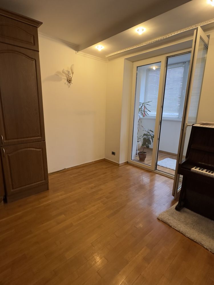 Продажа 2-комнатной квартиры 78 м²