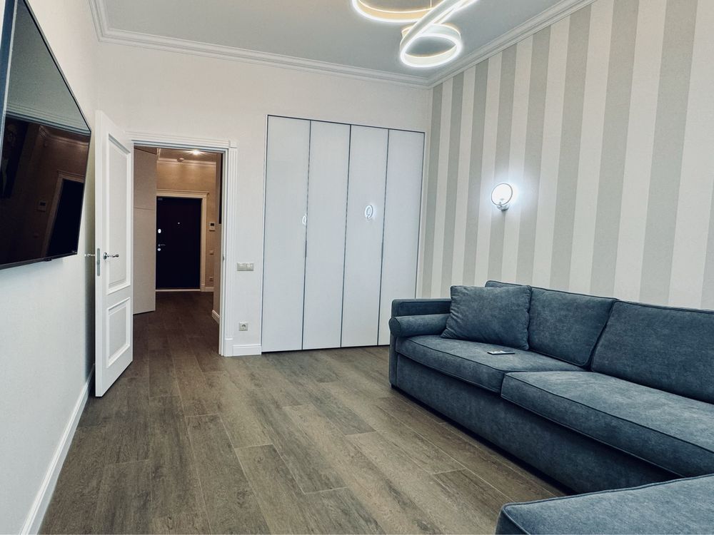 Продажа 1-комнатной квартиры 43 м²