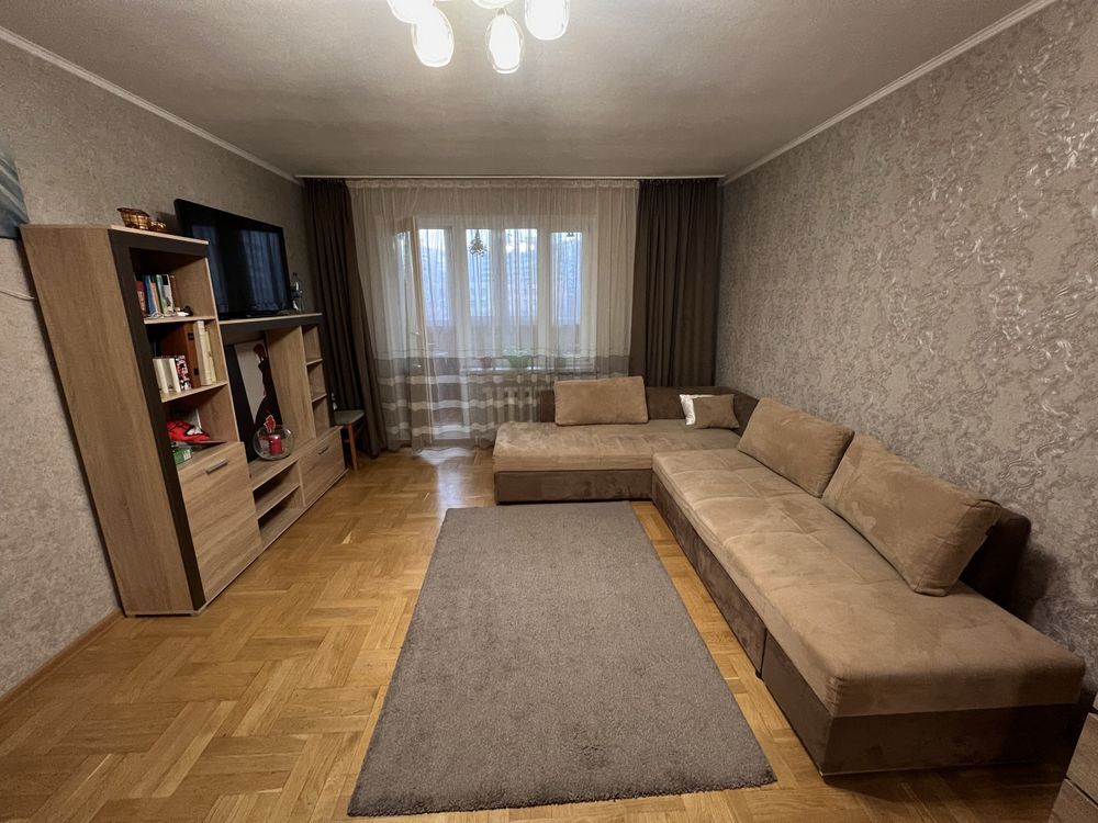 Продаж 3-кімнатної квартири 105 м²