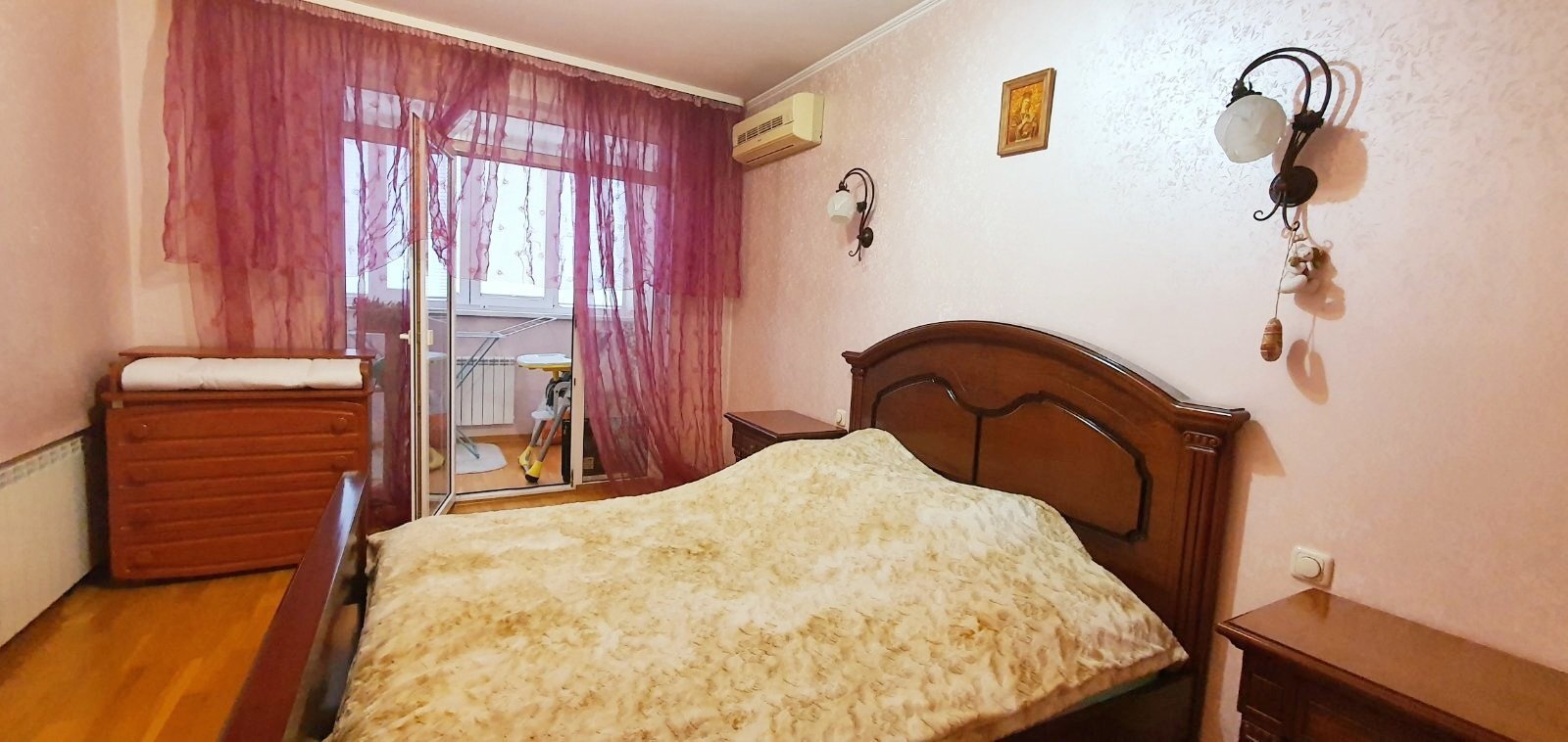 Продажа 3-комнатной квартиры 107 м²