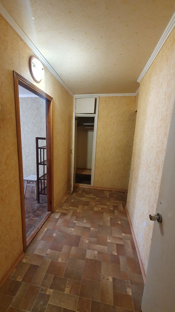 Продажа 3-комнатной квартиры 57 м²