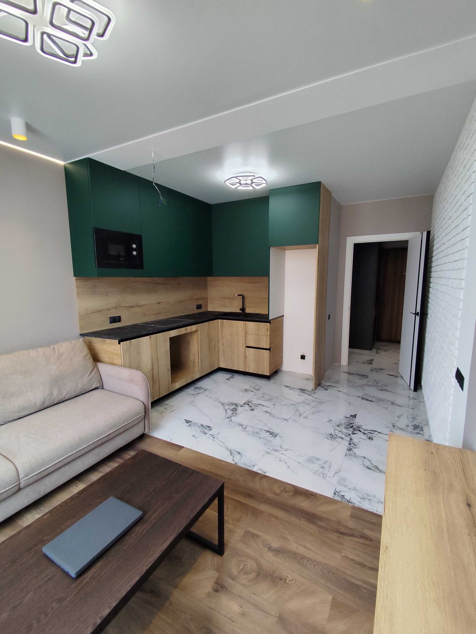 Продажа 1-комнатной квартиры 46 м²