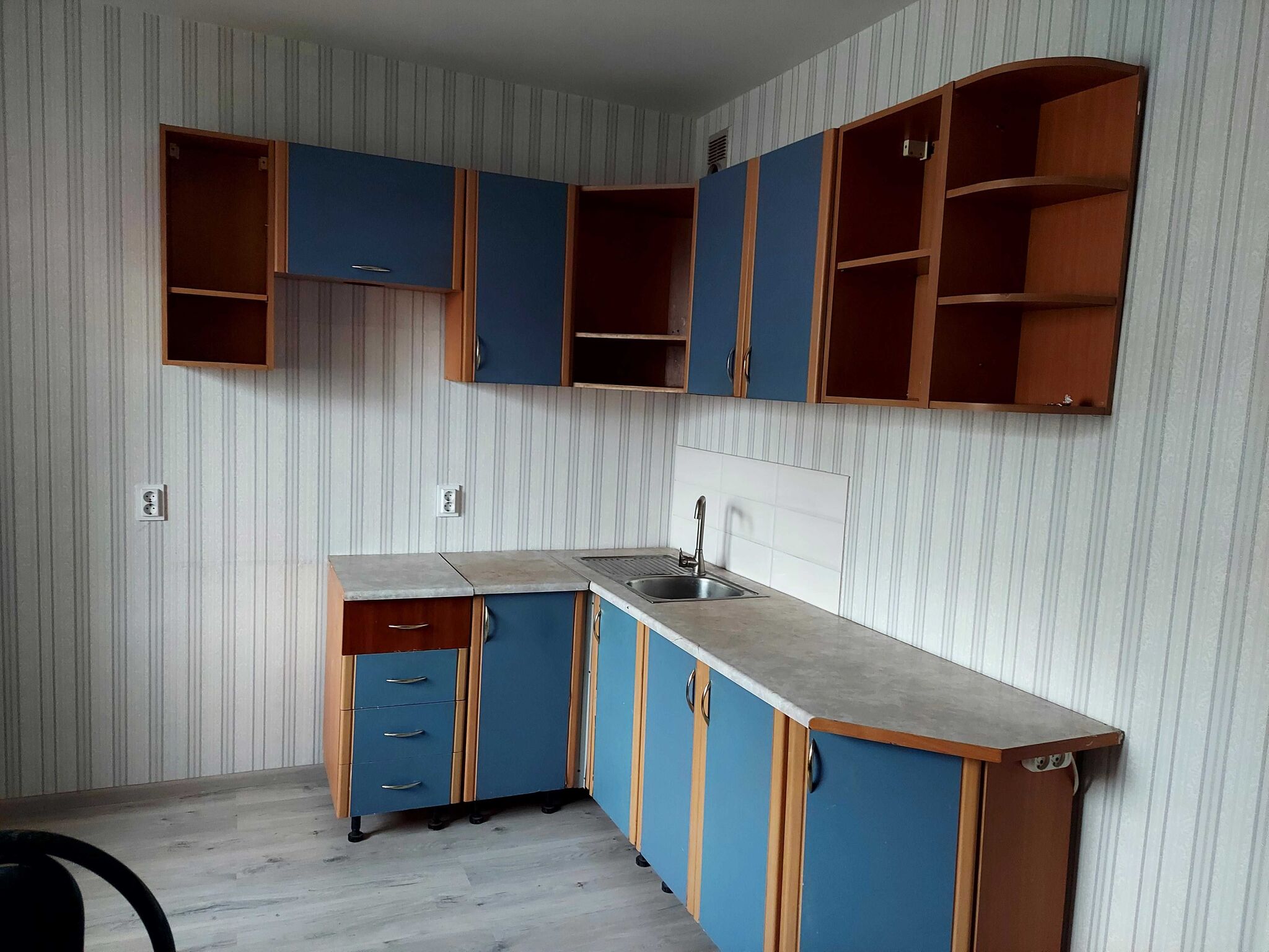 Продажа 2-комнатной квартиры 73 м²