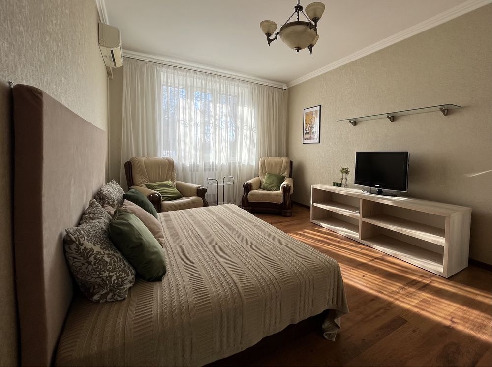 Продаж 1-кімнатної квартири 35 м²