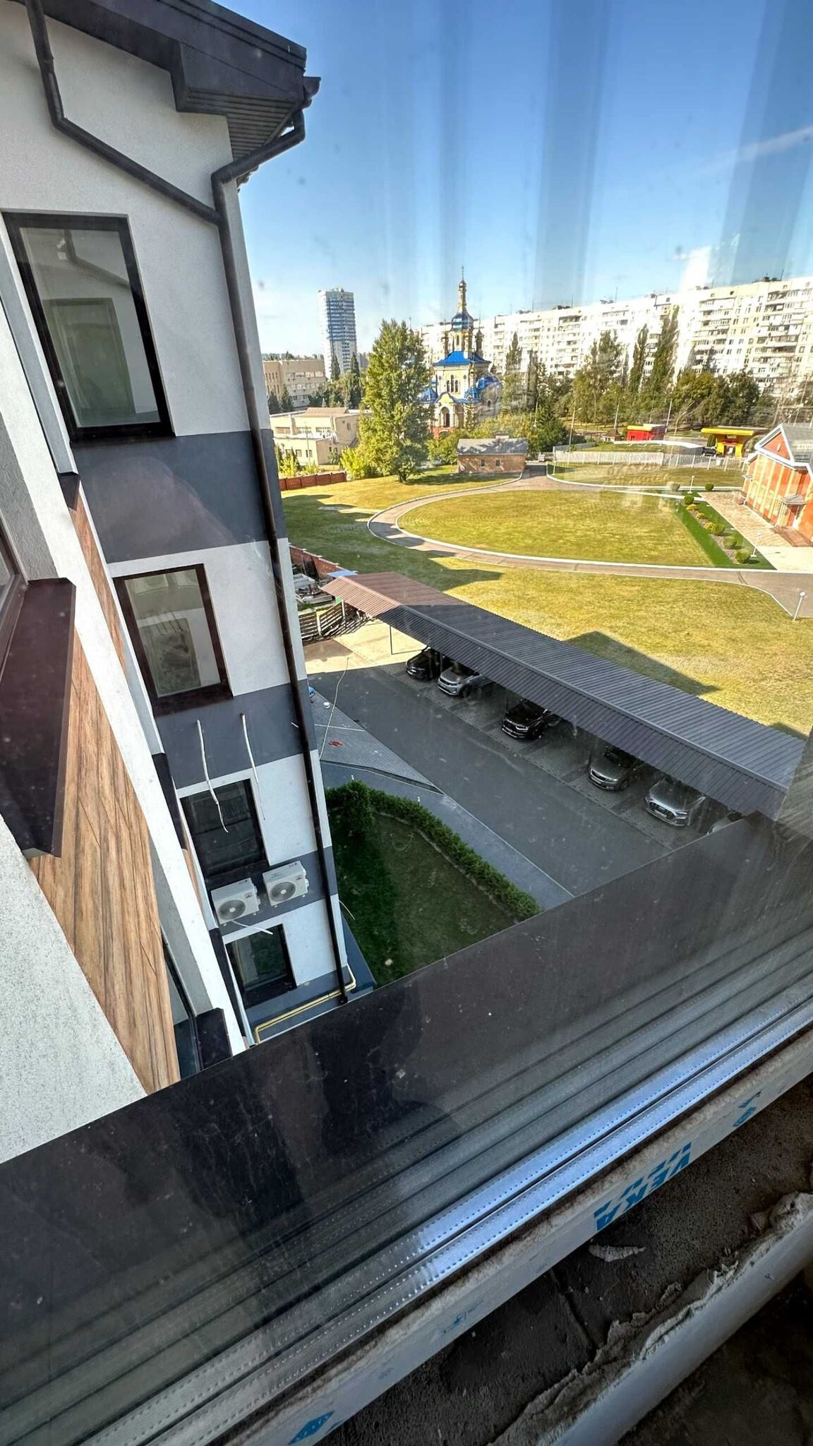 Продажа 3-комнатной квартиры 127 м²