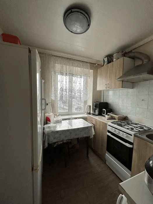 Продаж 2-кімнатної квартири 42 м²