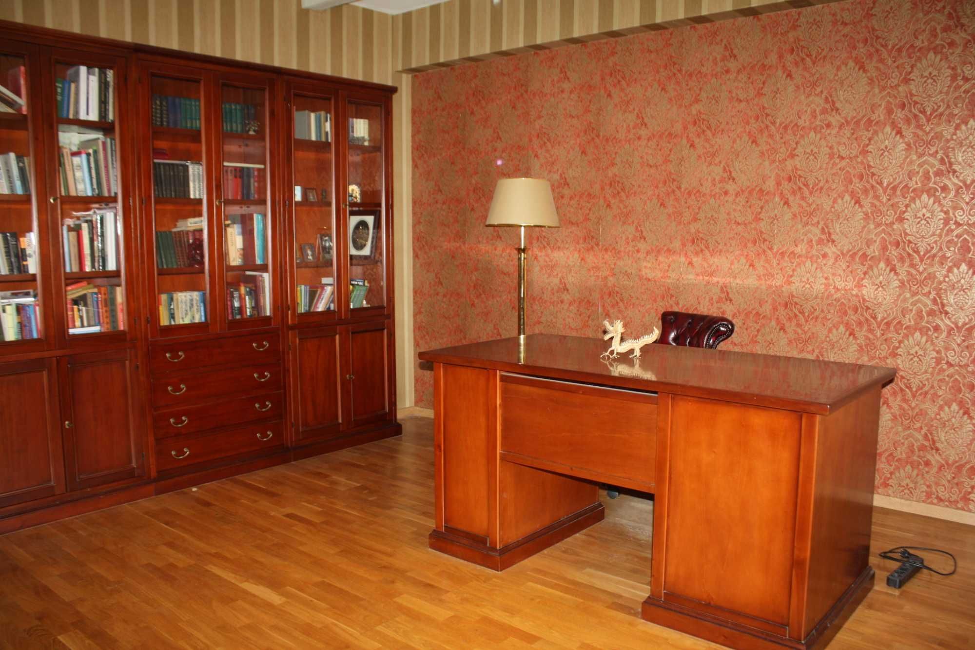 Оренда будинку 360 м², Водників вул.