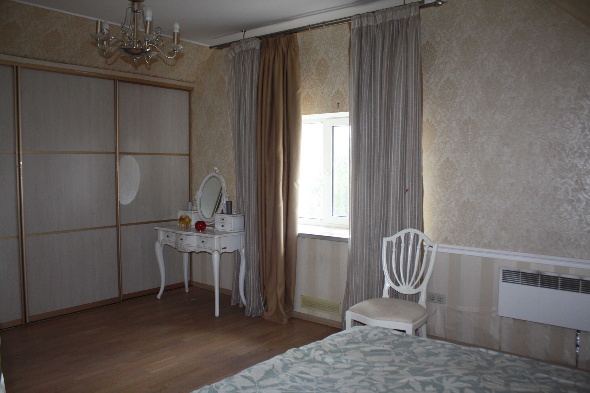 Оренда будинку 360 м², Водників вул.