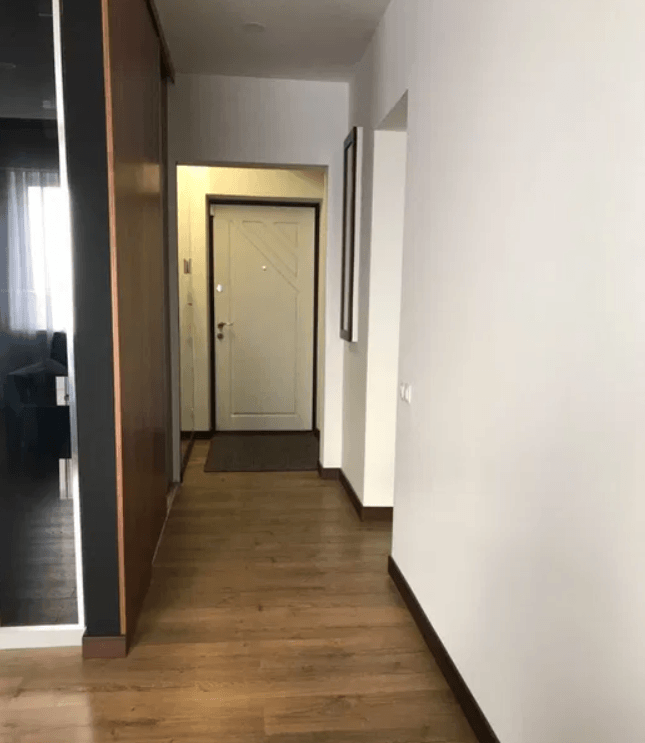 Продажа 2-комнатной квартиры 95 м²