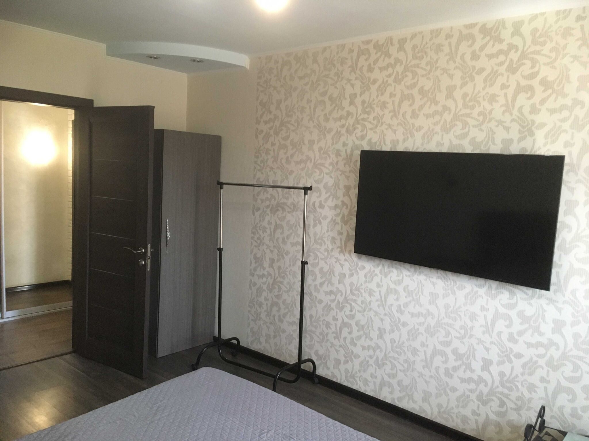 Продаж 2-кімнатної квартири 65 м²